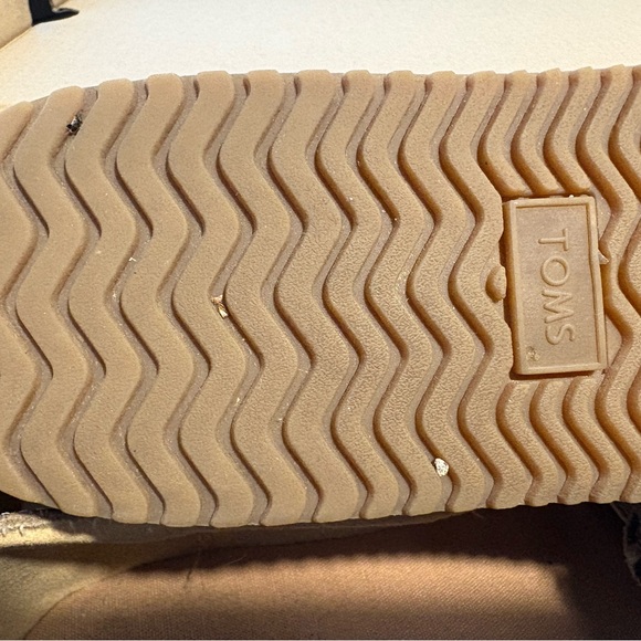 Toms Leopard Print Flats - Picture 6 of 11